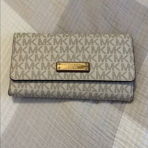 Michael Kors Beige Monogram Wallet